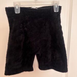 GYMSHARK x Whitney Simmons eyelash knit shorts